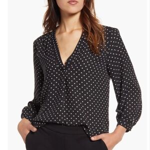 Vince Camuto polka dot blouse Medium